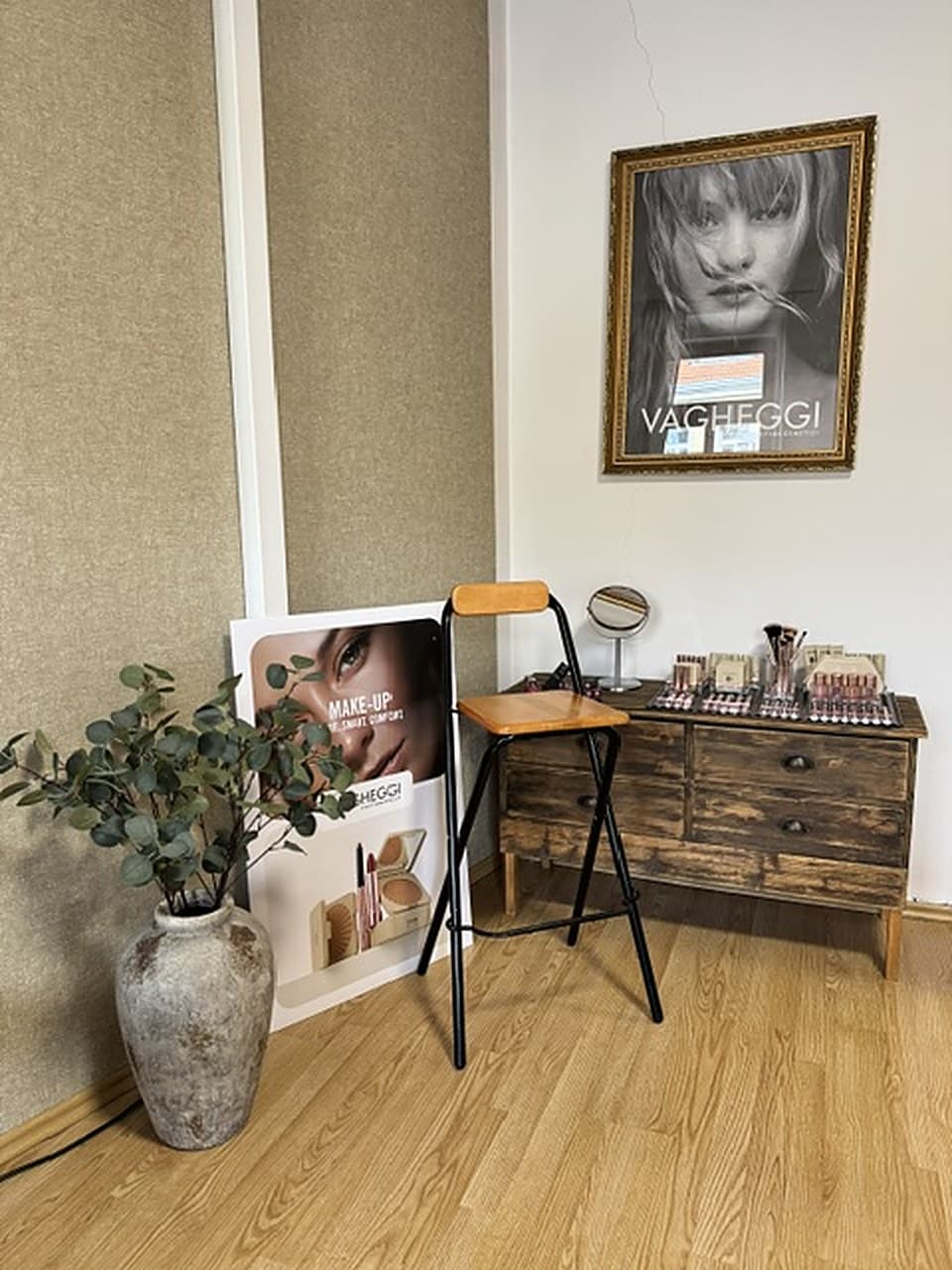 Make-up koutek salonu Estetika s kosmetikou Vagheggi